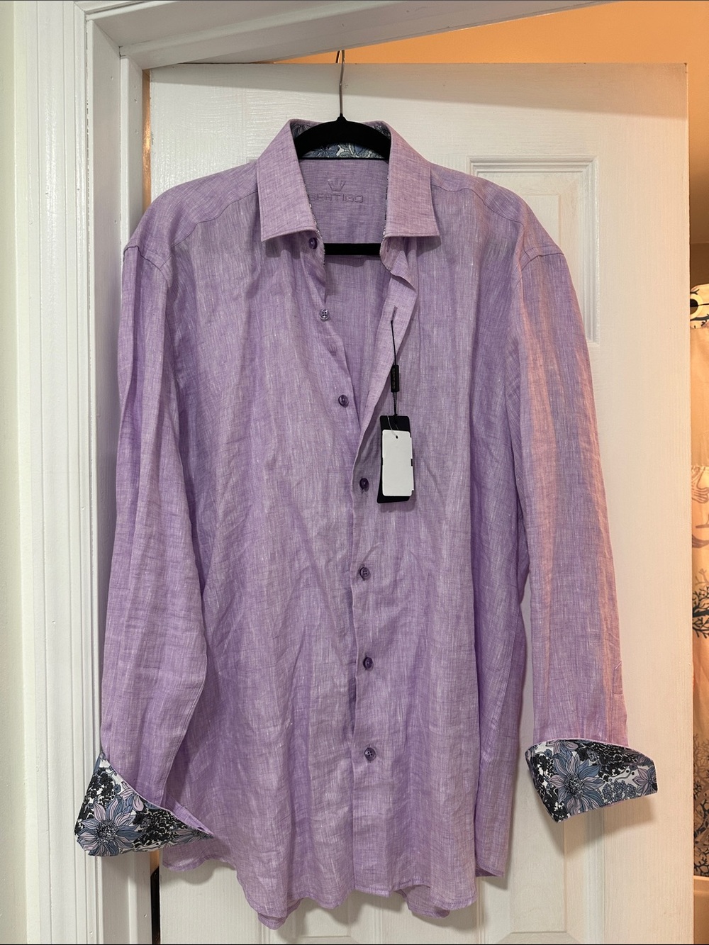 Men's Linen Lavender Long-Sleeve Button-Down Shirt with Contrast Cuffs